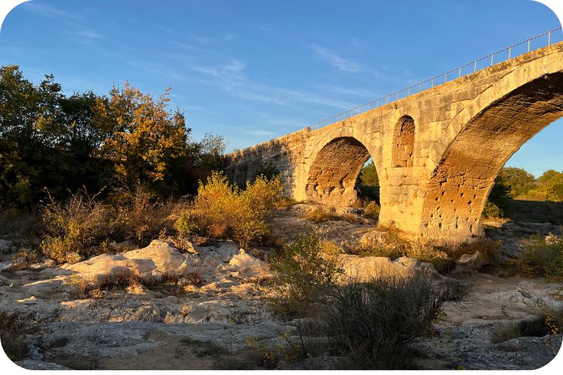 Pont-julien-Luberon